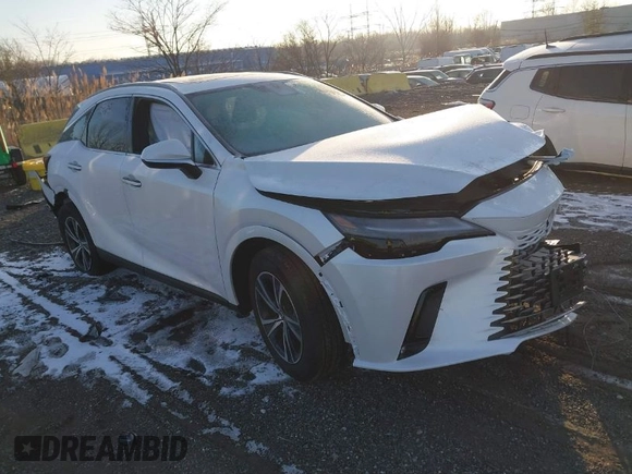 2024 Lexus RX 350h z VIN 2T2BBMCA8RC055678, wystawiony jako IAAI lot #41160022 z przebiegiem 5 275 mil mil oraz . Historia ofert i sprzedaży dostępna na DreamBid. Obrazek 1.