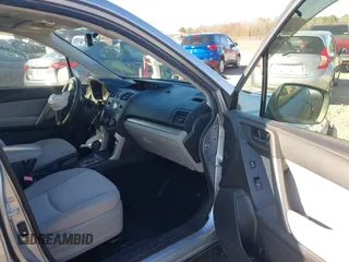 2015 Subaru Forester Premium z VIN JF2SJADC1FH827078, wystawiony jako IAAI lot #41731753 z przebiegiem 152 520 mil mil oraz . Historia ofert i sprzedaży dostępna na DreamBid. Obrazek 5.