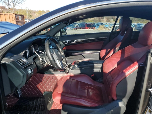 2017 Mercedes-Benz E 400 z VIN WDDKJ6HB0HF362407, wystawiony jako Copart lot #82367744 z przebiegiem 74 423 mil mil oraz Szkoda całkowita • Salvage title. Historia ofert i sprzedaży dostępna na DreamBid. Obrazek 7.