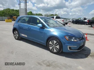 2016 Volkswagen Golf SE z VIN WVWKP7AU8GW916706, wystawiony jako Copart lot #53933495 z przebiegiem 62 427 mil mil oraz Szkoda całkowita • Salvage title. Historia ofert i sprzedaży dostępna na DreamBid. Obrazek 4.