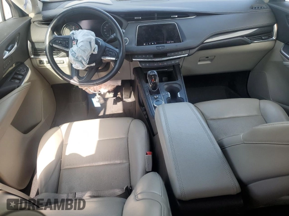 2020 Cadillac XT4 AWD Premium Luxury with VIN 1GYFZDR46LF016390, listed as a Copart auction lot 54047565 with 32,449 mi miles and Salvage title. Bid and sale history available at DreamBid. Image 8.