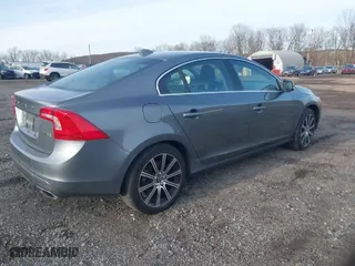 2017 Volvo S60 Inscription with VIN LYV402HKXHB137304, listed as a IAAI auction lot 41415830 with 140,598 mi miles. Bid and sale history available at carsss.com. Image 4.