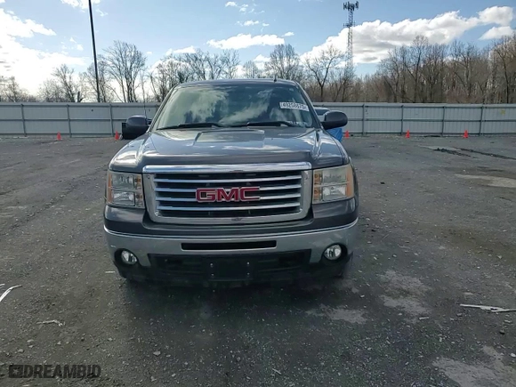 2010 GMC Sierra 1500 SLE with VIN 3GTRKVE33AG197678, listed as a Copart auction lot 49258675 with 142,890 mi miles and Salvage Title. Bid and sale history available at carsss.com. Image 11.
