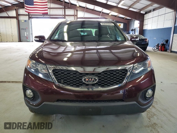 2013 Kia Sorento LX with VIN 5XYKTCA62DG386280, listed as a Copart auction lot 63623555 with 100,417 mi miles and Clean title. Bid and sale history available at DreamBid. Image 5.