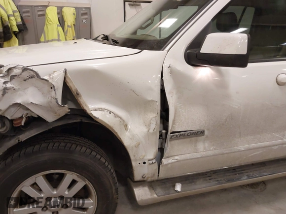 2007 Ford Explorer Eddie Bauer with VIN 1FMEU74E97UB72339, listed as a IAAI auction lot 41790838 with 287,609 mi miles and . Bid and sale history available at DreamBid. Image 6.