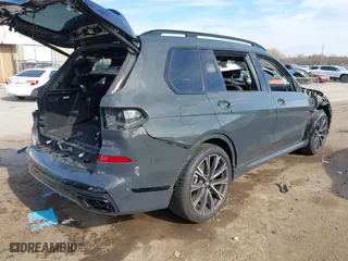 2022 BMW X7 M50i with VIN 5UXCX6C04N9J38729, listed as a IAAI auction lot 40948657 with 41,680 mi miles. Bid and sale history available at carsss.com. Image 4.