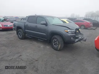 2021 Toyota Tacoma 4WD SR with VIN 3TMCZ5AN4MM442700, listed as a IAAI auction lot 41485754 with 34,787 mi miles. Bid and sale history available at carsss.com. Image 1.