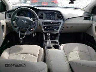 2016 Hyundai Sonata SE with VIN 5NPE24AF8GH366649, listed as a Copart auction lot 66293453 with 95,268 mi miles and Salvage title. Bid and sale history available at DreamBid. Image 8.