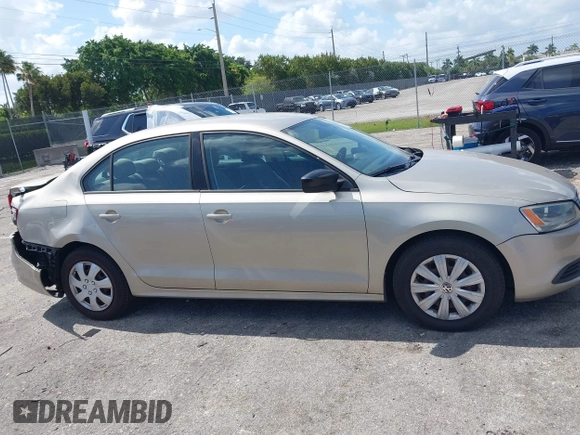 2013 Volkswagen Jetta S with VIN 3VW2K7AJ2DM293595, listed as a IAAI auction lot 42169064 with 138,906 mi miles and . Bid and sale history available at DreamBid. Image 13.