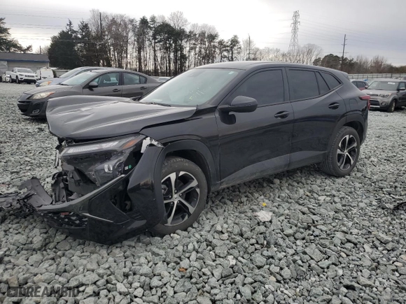 2024 Chevrolet Trax 1RS with VIN KL77LGE26RC005110, listed as a Copart auction lot 48660275 with 43,499 mi miles and Salvage Title. Bid and sale history available at carsss.com. Image 1.
