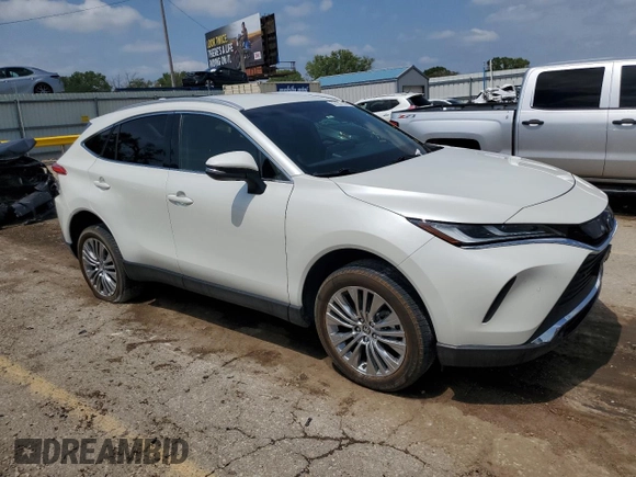 2022 Toyota Venza LE with VIN JTEAAAAH0NJ110734, listed as a Copart auction lot 67161144 with 21,363 mi miles and Salvage Title. Bid and sale history available at carsss.com. Image 4.