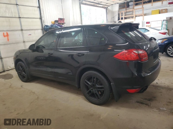 2014 Porsche Cayenne z VIN WP1AA2A25ELA91302, wystawiony jako Copart lot #59386795 z przebiegiem 161 865 mil mil oraz Szkoda całkowita • Salvage title. Historia ofert i sprzedaży dostępna na DreamBid. Obrazek 2.