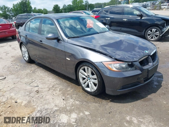 2006 BMW 3 Series 325i with VIN WBAVB17576NK31560, listed as a IAAI auction lot 42384770 with 186,091 mi miles and . Bid and sale history available at DreamBid. Image 1.