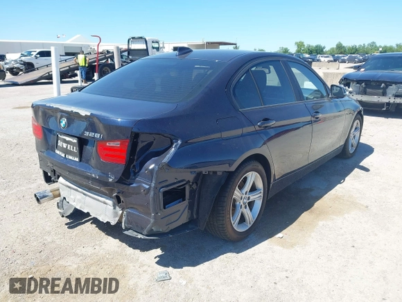 2013 BMW 3 Series 328i with VIN WBA3A5C59DF350824, listed as a IAAI auction lot 42206371 with Not provided miles and . Bid and sale history available at DreamBid. Image 4.