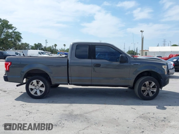 2016 Ford F-150 XL with VIN 1FTEX1C81GFB21328, listed as a IAAI auction lot 41746464 with 172,804 mi miles and . Bid and sale history available at carsss.com. Image 13.