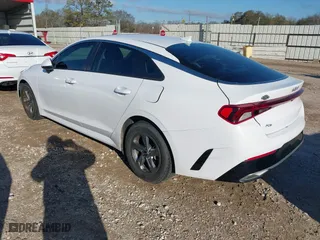 2022 Kia K5 LXS with VIN 5XXG14J28NG116006, listed as a IAAI auction lot 41623420 with 60,991 mi miles. Bid and sale history available at carsss.com. Image 3.