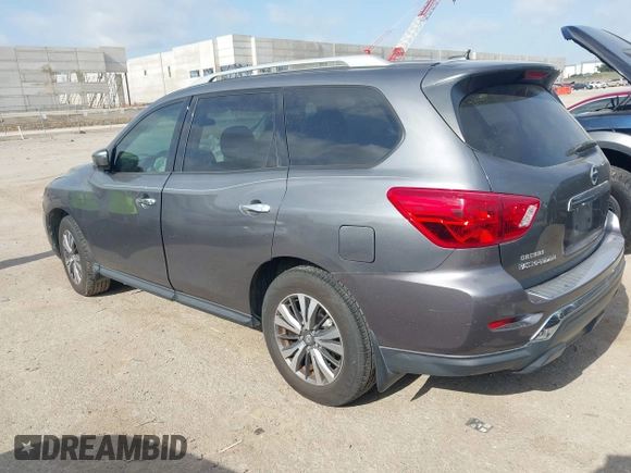 2017 Nissan Pathfinder SV z VIN 5N1DR2MN2HC611842, wystawiony jako IAAI lot #42535832 z przebiegiem 154 908 mil mil oraz . Historia ofert i sprzedaży dostępna na DreamBid. Obrazek 3.