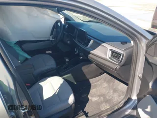 2023 Kia Rio LX z VIN 3KPA24AD5PE603017, wystawiony jako IAAI lot #41590704 z przebiegiem 44 553 mil mil oraz . Historia ofert i sprzedaży dostępna na DreamBid. Obrazek 5.