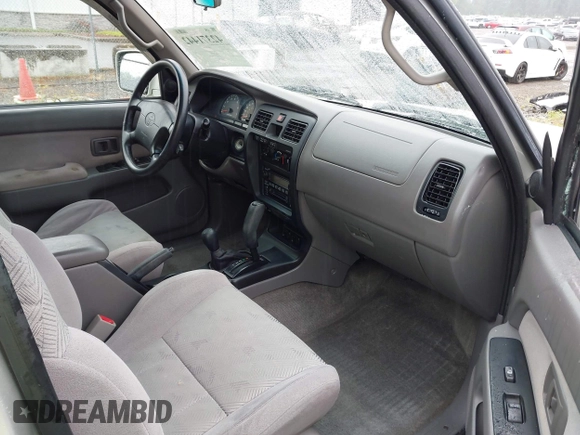 2002 Toyota 4Runner SR5 z VIN JT3HN86R120370583, wystawiony jako IAAI lot #42371442 z przebiegiem 148 727 mil mil oraz . Historia ofert i sprzedaży dostępna na DreamBid. Obrazek 5.