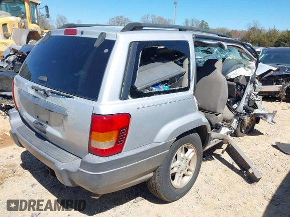 2004 Jeep Grand Cherokee Laredo with VIN 1J4GW48S94C395238, listed as a IAAI auction lot 41860025 with 1 mi miles. Bid and sale history available at carsss.com. Image 4.