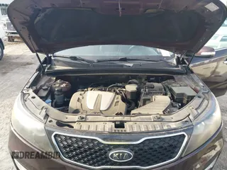 2011 Kia Sorento SX with VIN 5XYKW4A28BG127753, listed as a IAAI auction lot 42033754 with 163,470 mi miles. Bid and sale history available at carsss.com. Image 10.