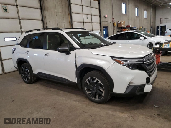 2025 Subaru Forester Limited with VIN JF2SLDNC5SH432633, listed as a Copart auction lot 48720765 with 3,779 mi miles and Salvage Title. Bid and sale history available at carsss.com. Image 4.