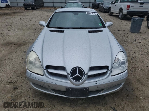 2006 Mercedes-Benz SLK 350 with VIN WDBWK56F06F104456, listed as a Copart auction lot 62647875 with 140,892 mi miles and Clean title. Bid and sale history available at DreamBid. Image 5.