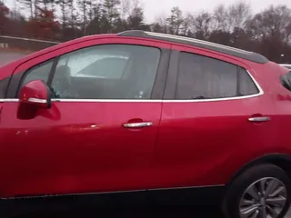 2019 Buick Encore Preferred with VIN KL4CJESB2KB800712, listed as a IAAI auction lot 40956425 with 85,949 mi miles. Bid and sale history available at carsss.com. Image 14.