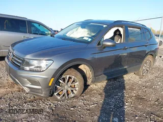 2021 Volkswagen Tiguan S with VIN 3VV0B7AX5MM000806, listed as a IAAI auction lot 40648538 with 38,224 mi miles and . Bid and sale history available at DreamBid. Image 17.