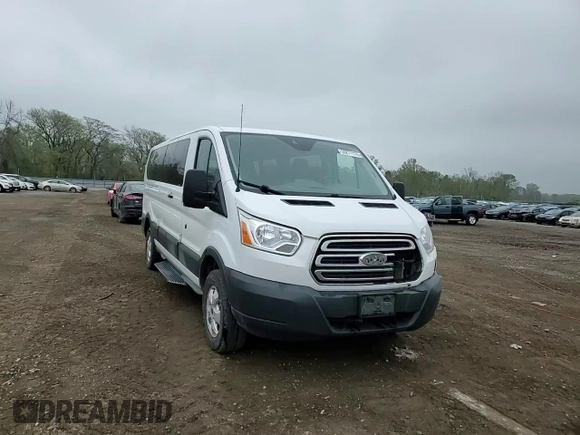2018 Ford Transit Passenger XL z VIN 1FBZX2ZM3JKA29748, wystawiony jako Copart lot #53271175 z przebiegiem 322 749 mil mil oraz Szkoda całkowita • Salvage title. Historia ofert i sprzedaży dostępna na DreamBid. Obrazek 14.