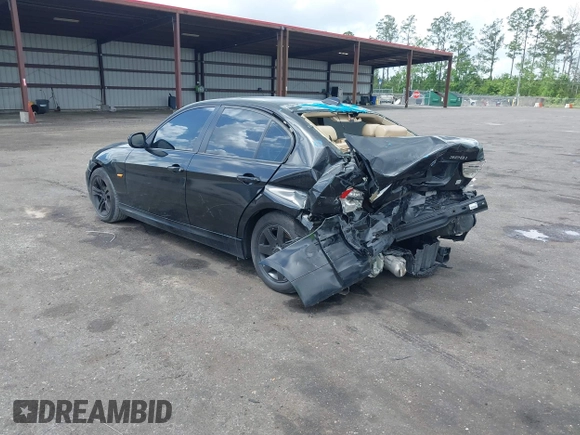 2009 BMW 3 Series 328i z VIN WBAPH57509NM34356, wystawiony jako IAAI lot #42011776 z przebiegiem 132 646 mil mil oraz . Historia ofert i sprzedaży dostępna na DreamBid. Obrazek 3.