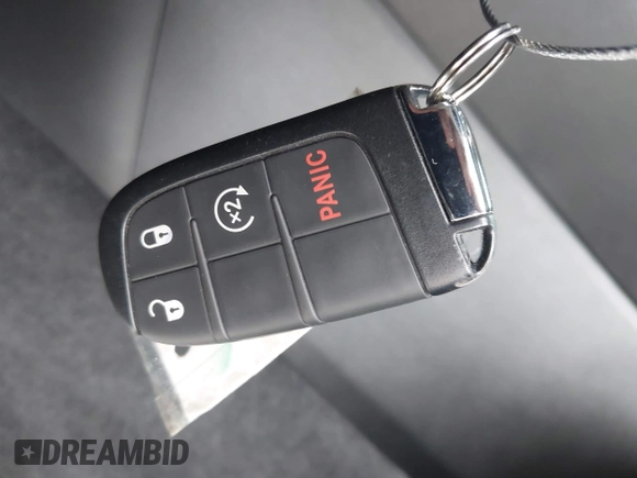 2024 Jeep Compass Latitude Lux с VIN 3C4NJDFN0RT164250, выставлен на аукционе IAAI как лот 42131071 с пробегом 1 493 миль миль и . История ставок и продаж доступна на DreamBid. Изображение 11.