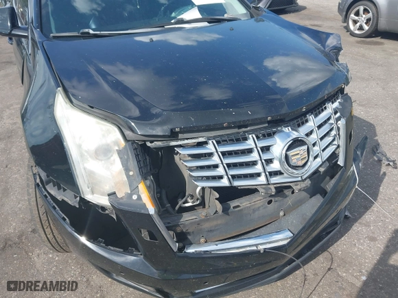 2010 Cadillac SRX Premium Collection with VIN 3GYFNCEY6AS631352, listed as a IAAI auction lot 41932700 with 221,753 mi miles. Bid and sale history available at carsss.com. Image 6.
