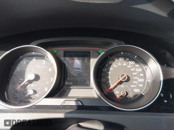 2021 Volkswagen GTI S z VIN 3VW5T7AU6MM010040, wystawiony jako IAAI lot #41503615 z przebiegiem 68 025 mil mil oraz . Historia ofert i sprzedaży dostępna na DreamBid. Obrazek 7.