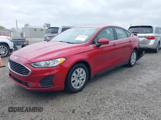 2020 Ford Fusion S с VIN 3FA6P0G77LR110627, выставлен на аукционе IAAI как лот 42269564 с пробегом 43 815 миль миль и . История ставок и продаж доступна на DreamBid. Изображение 2.