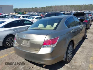 2008 Honda Accord LX z VIN JHMCP263X8C029598, wystawiony jako IAAI lot #41764306 z przebiegiem 183 851 mil mil oraz . Historia ofert i sprzedaży dostępna na DreamBid. Obrazek 4.