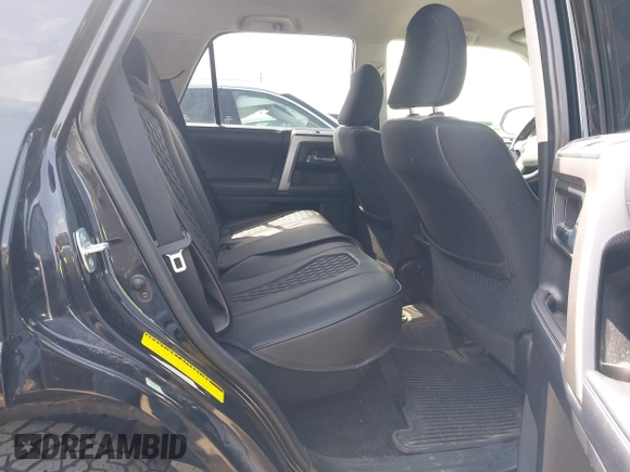 2018 Toyota 4Runner SR5 with VIN JTEBU5JR0J5546028, listed as a IAAI auction lot 41938341 with 70,975 mi miles. Bid and sale history available at carsss.com. Image 8.