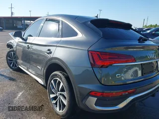 2022 Audi Q5 Sportback S line Premium с VIN WA14AAFY3N2090977, выставлен на аукционе IAAI как лот 42174322 с пробегом Не указан миль и . История ставок и продаж доступна на DreamBid. Изображение 3.