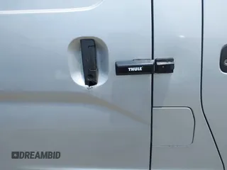 2014 Nissan NV200 S z VIN 3N6CM0KN4EK691833, wystawiony jako IAAI lot #42421018 z przebiegiem 103 699 mil mil oraz . Historia ofert i sprzedaży dostępna na DreamBid. Obrazek 6.