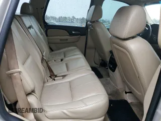 2007 Chevrolet Tahoe LT с VIN 1GNFC13077J260426, выставлен на аукционе Copart как лот 80866964 с пробегом 221 203 миль миль и Списание • Salvage title. История ставок и продаж доступна на DreamBid. Изображение 11.