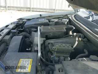 2007 Chevrolet TrailBlazer LT z VIN 1GNDS13S172263845, wystawiony jako IAAI lot #42994618 z przebiegiem 160 565 mil mil oraz . Historia ofert i sprzedaży dostępna na DreamBid. Obrazek 19.