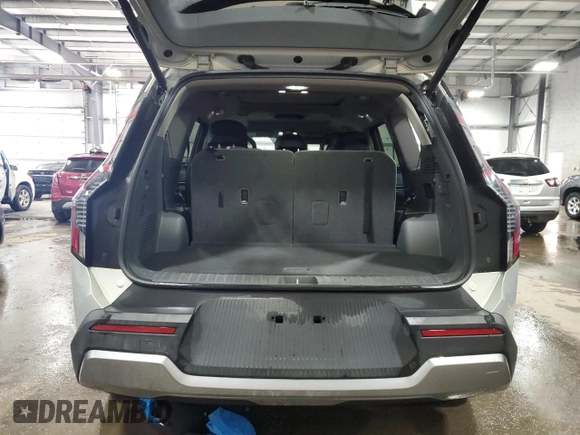 2024 Kia EV9 Wind z VIN KNDAFFS58R6018738, wystawiony jako Copart lot #47033525 z przebiegiem 18 434 mil mil oraz Szkoda całkowita • Salvage title. Historia ofert i sprzedaży dostępna na DreamBid. Obrazek 6.