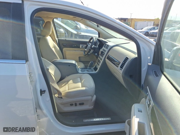 2008 Lincoln MKX with VIN 2LMDU68C78BJ19665, listed as a Copart auction lot 76487264 with 960,707 mi miles and Clean Title. Bid and sale history available at carsss.com. Image 5.