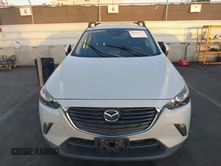 2018 Mazda CX-3 Sport with VIN JM1DKDB72J0305708, listed as a IAAI auction lot 40915983 with 65,324 mi miles. Bid and sale history available at carsss.com. Image 12.