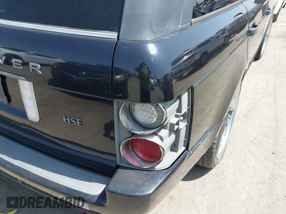 2006 Land Rover Range Rover HSE with VIN SALME15446A227210, listed as a IAAI auction lot 42385606 with Not provided miles and . Bid and sale history available at DreamBid. Image 18.