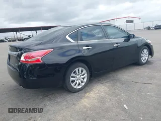 2013 Nissan Altima S with VIN 1N4AL3AP3DC260802, listed as a IAAI auction lot 41824435 with 189,091 mi miles and . Bid and sale history available at DreamBid. Image 4.