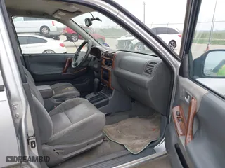 2000 Isuzu Rodeo S with VIN 4S2CK58W3Y4308219, listed as a IAAI auction lot 41939765 with 241,486 mi miles. Bid and sale history available at carsss.com. Image 5.