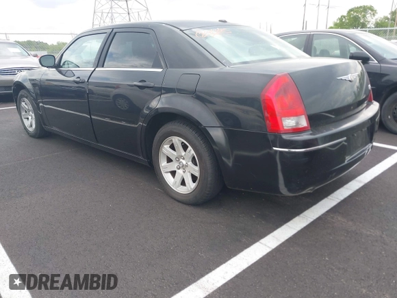 2007 Chrysler 300 Touring with VIN 2C3KA53G87H667727, listed as a IAAI auction lot 42025568 with 178,142 mi miles and . Bid and sale history available at DreamBid. Image 3.
