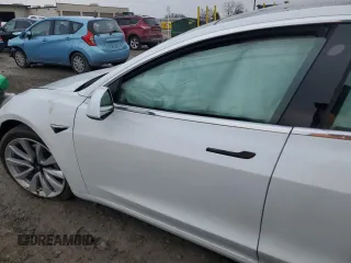 2019 Tesla Model 3 Mid Range with VIN 5YJ3E1EA8KF466382, listed as a Copart auction lot 46578205 with Not Provided miles and Salvage Title. Bid and sale history available at DreamBid. Image 9.