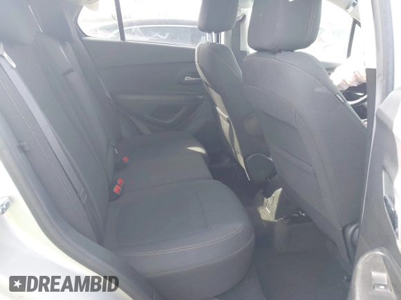 2022 Chevrolet Trax LS with VIN KL7CJNSM2NB502220, listed as a IAAI auction lot 41868558 with 1 mi miles. Bid and sale history available at carsss.com. Image 8.